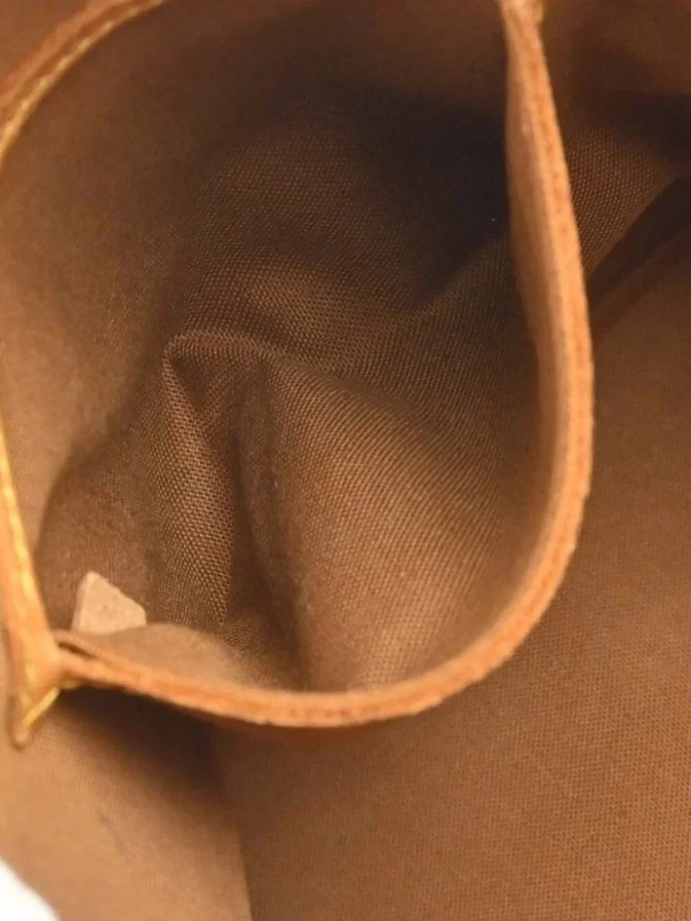 LOUIS VUITTON ALMA HANDBAG MONOGRAM